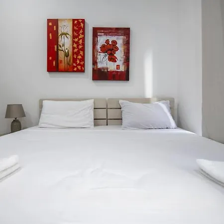Modern & Spacious Near Valletta Апартаменты