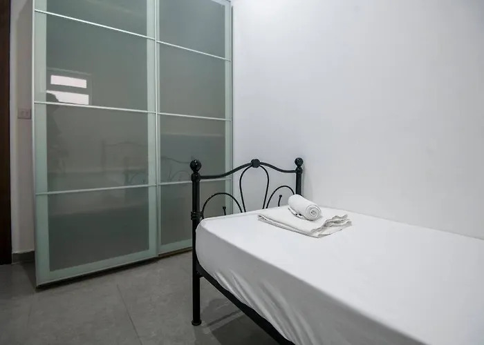 Modern & Spacious Near Valletta *