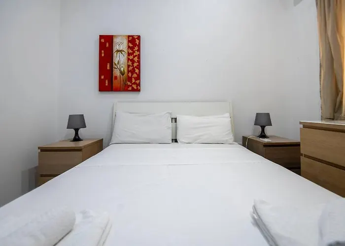 Modern & Spacious Near Valletta *