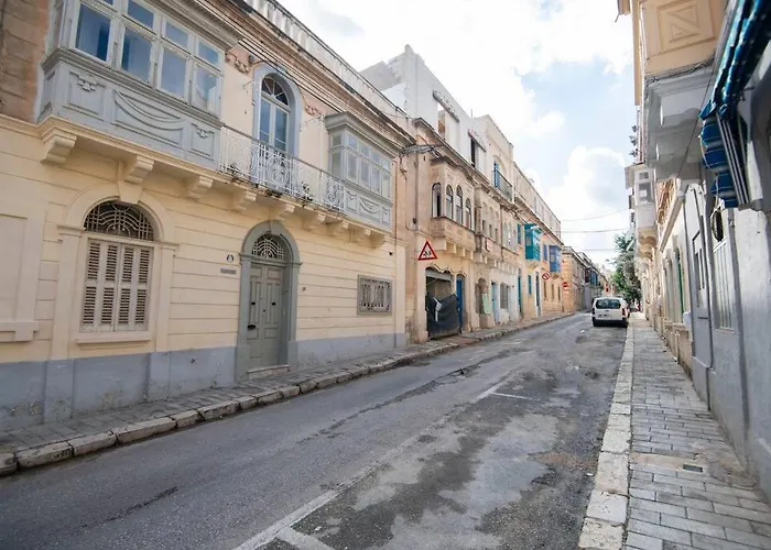 Modern & Spacious Near Valletta